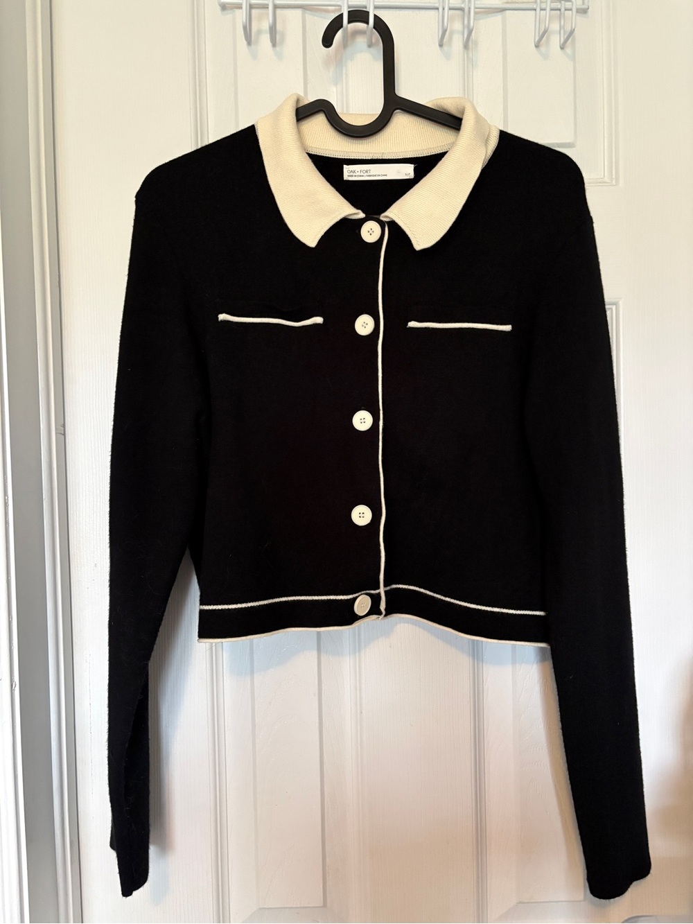 Oak + Fort Black and Cream Button-Front Women's Sweater Cardigan